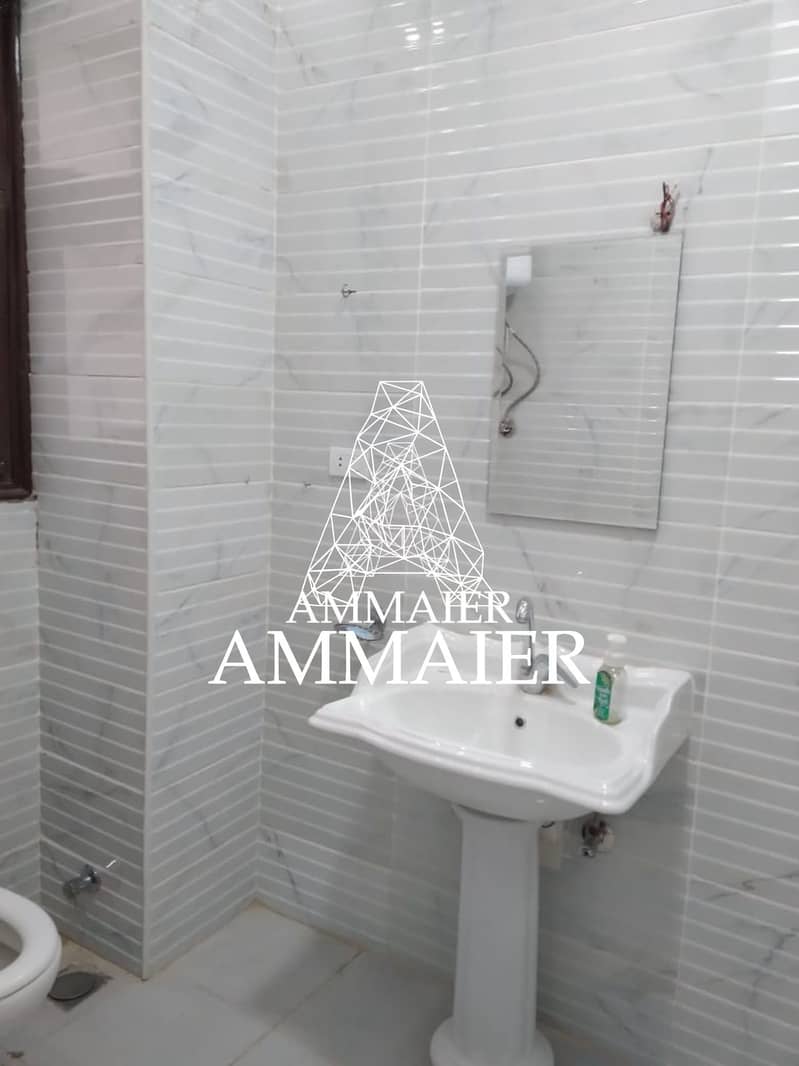 4 WhatsApp Image 2025-12-08 at 10.40. 20. jpeg