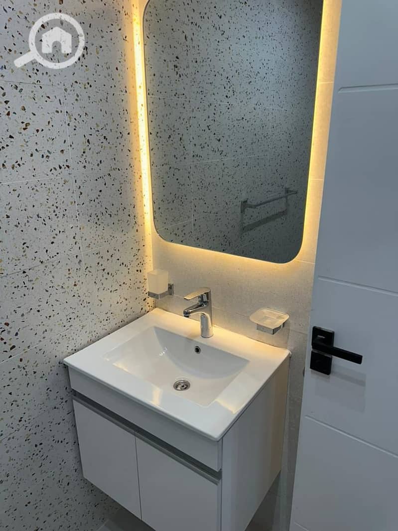 9 WhatsApp Image 2025-12-07 at 3.45. 13 PM. jpeg