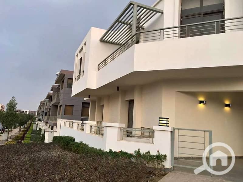 2 53861017_1922341674538338_6339197018216333312_n. jpg