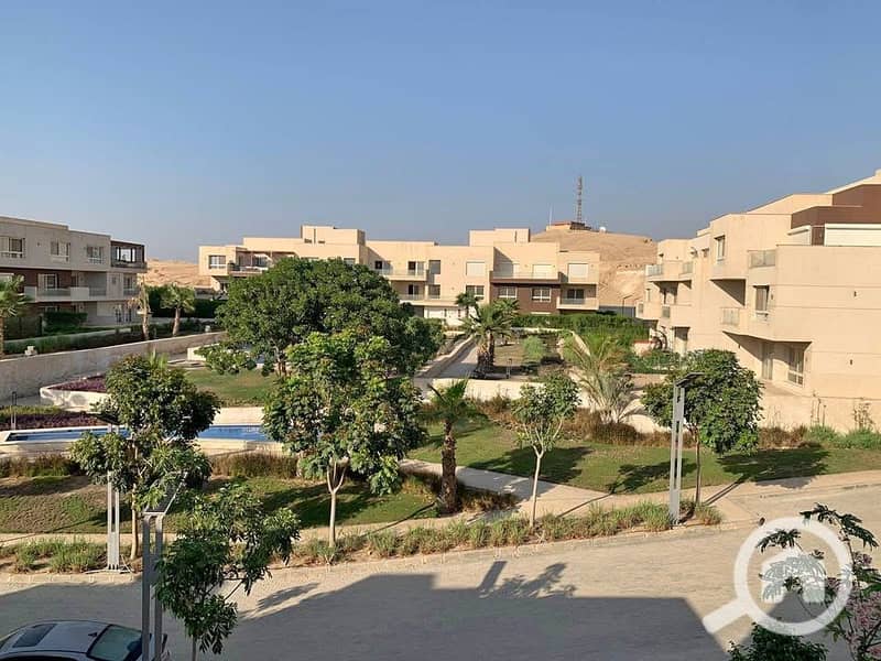 8 571218221_1502862557620395_4102338830972944184_n. jpg