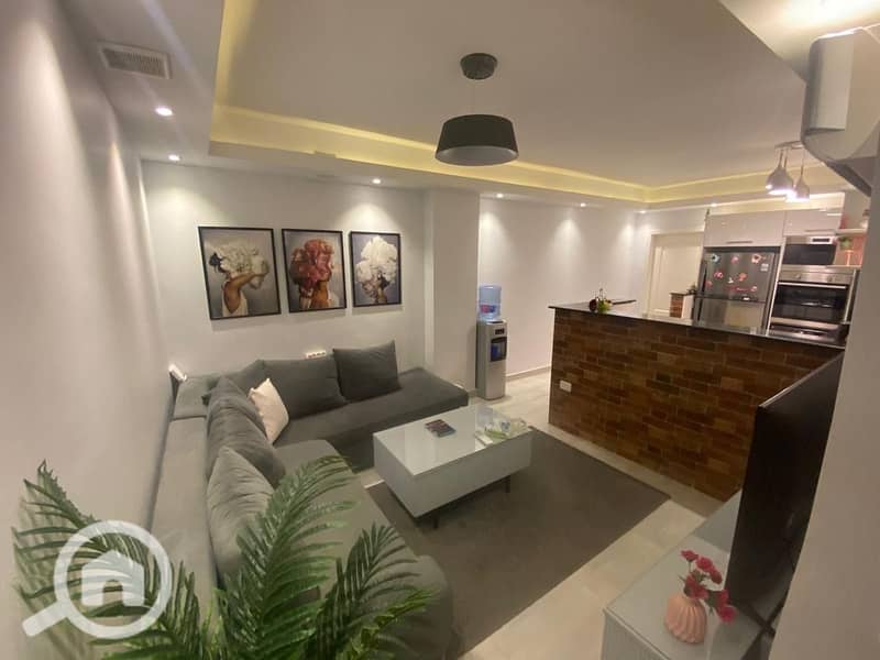 3 8cb542f3-82ae-46fa-ae82-233136033d33. jpg