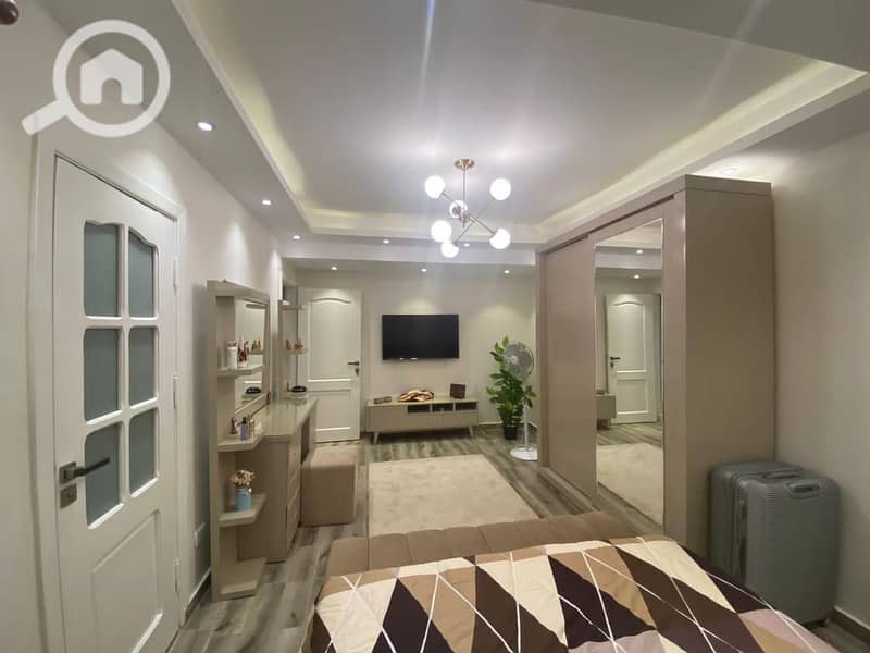 7 b861d92c-b308-4761-aaa9-f598037b648e. jpg