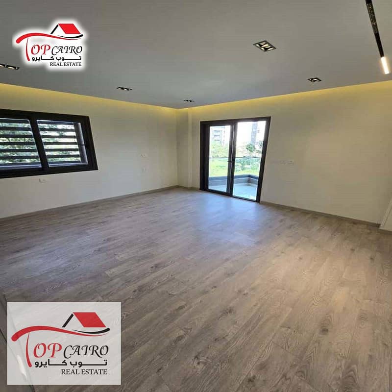 10 WhatsApp Image 2025-12-08 at 11.04. 40 AM. jpeg