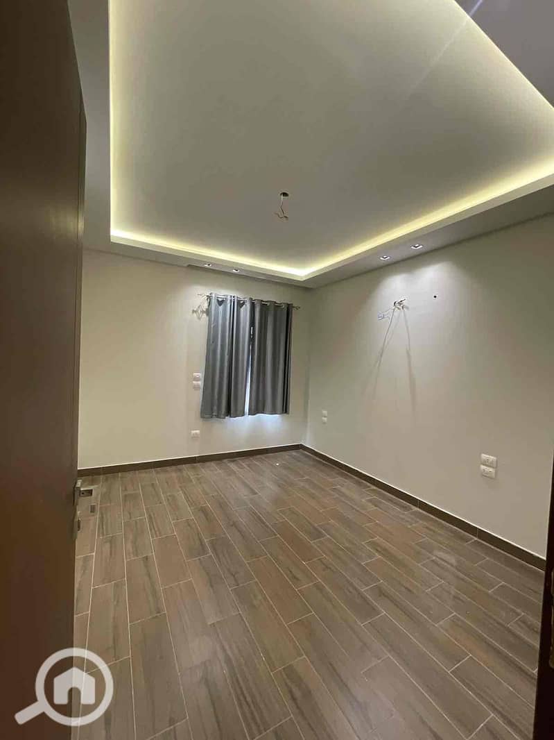 2 3293c4f1-bf55-4dee-a217-941b711acec4. jpg