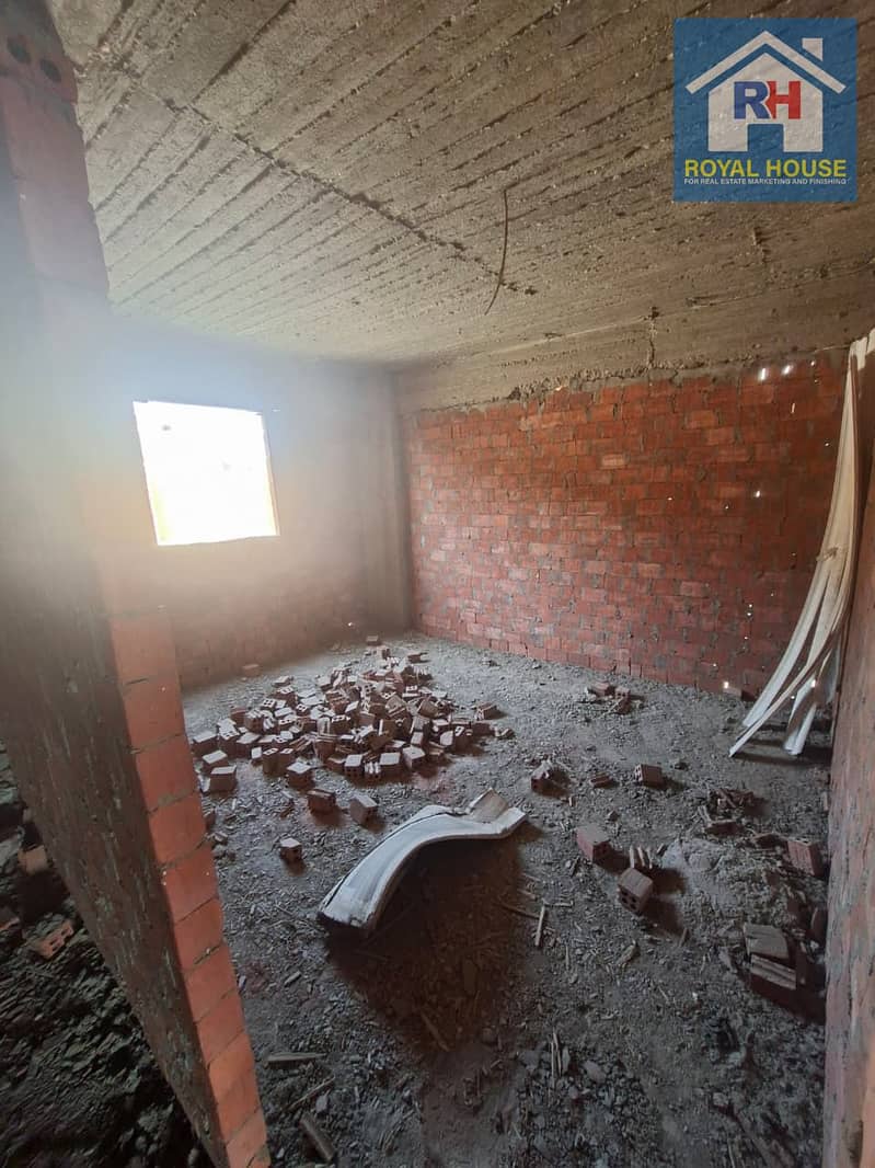 13 e78e5631-d512-4123-827e-c085208cc658. jpeg