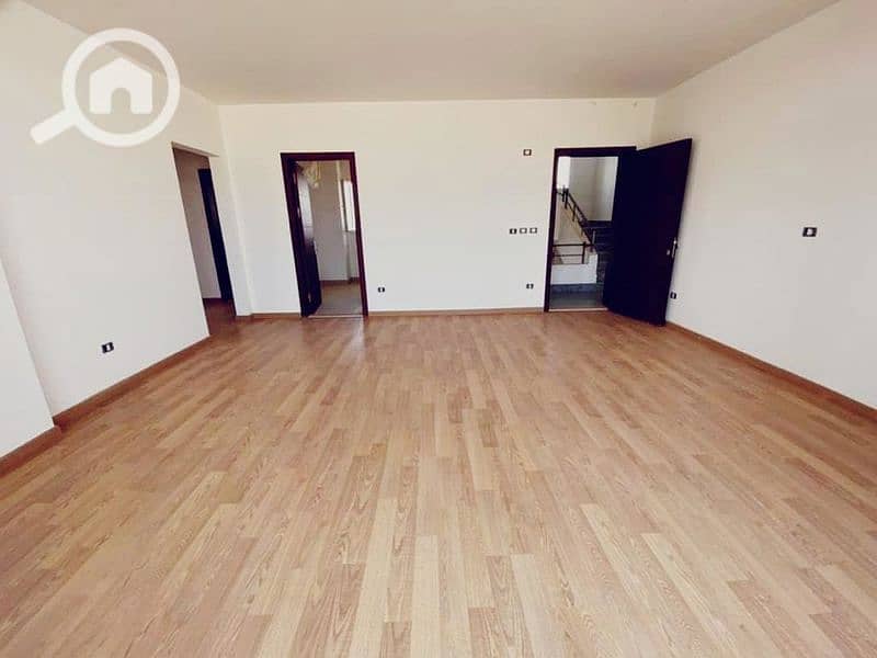 4 WhatsApp Image 2025-02-12 at 2.26. 23 PM (1)_800x600. jpg