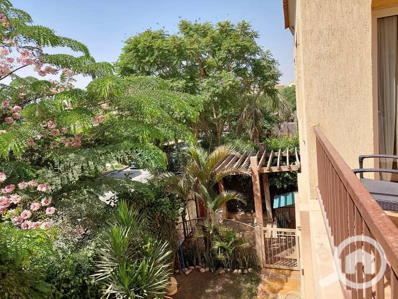 10 366828203_3099576383670487_53381758205162797_n. jpg