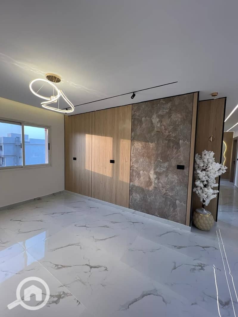 7 a8cbab6c-6801-426f-b7d2-bd5fa9868dbb. jpg