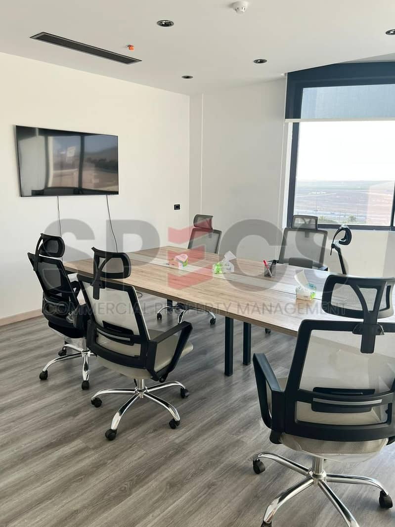 2 692c4a13-f08a-49db-8b69-ef3eb0557bb5. jpeg