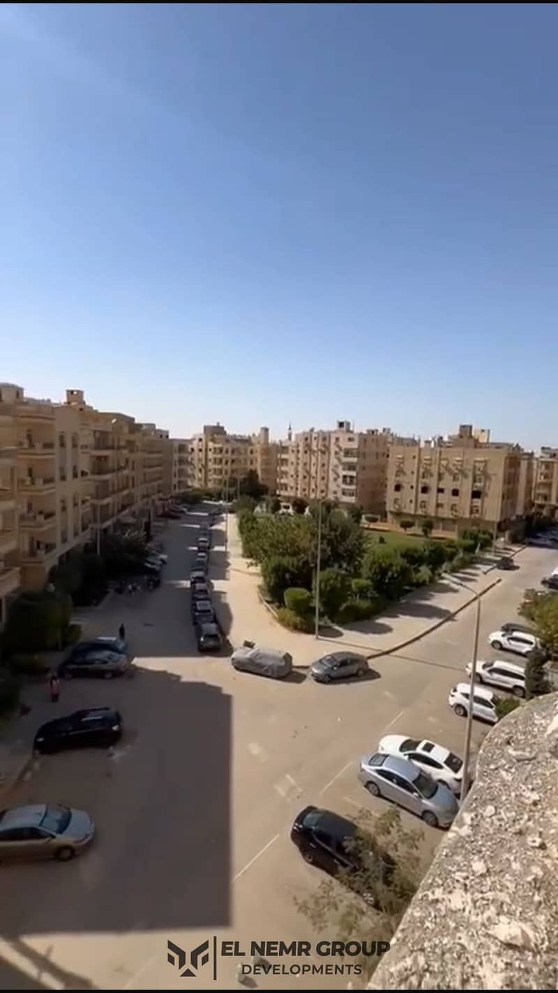 3 24030e19-daf5-44e2-93ae-039e661f7ed0. jpg