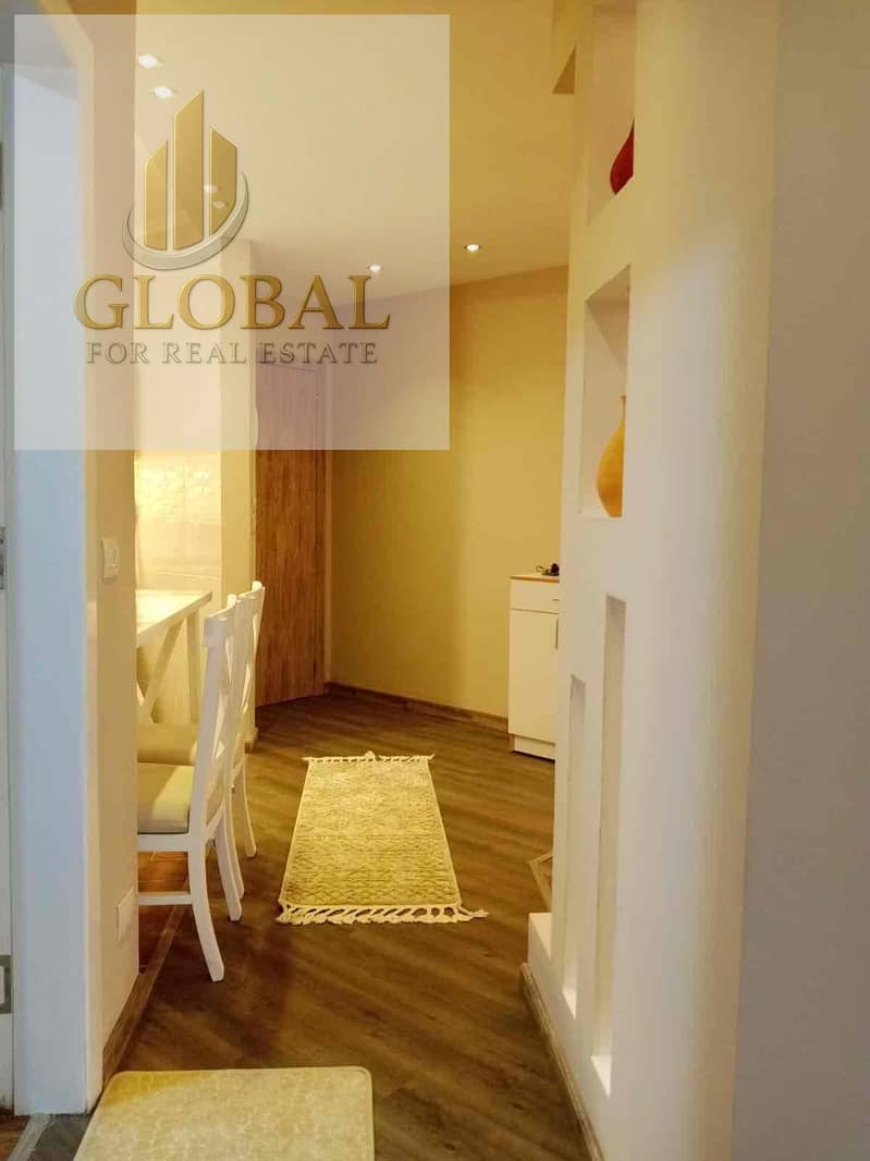 22 dfc9ecc0-b811-4ee7-b9ed-eddee213dccd. jpg