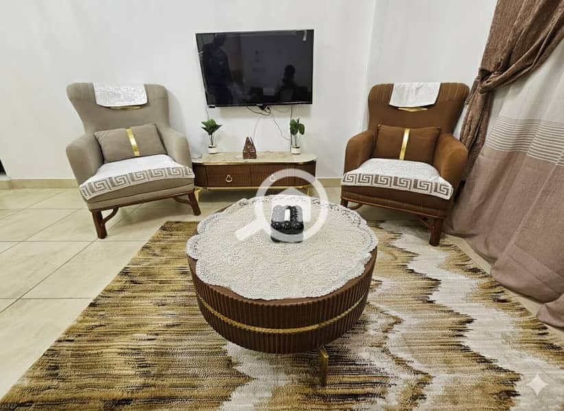 2 4d0033ed-4a2f-44c1-ab81-4248acde8ab8. jpeg