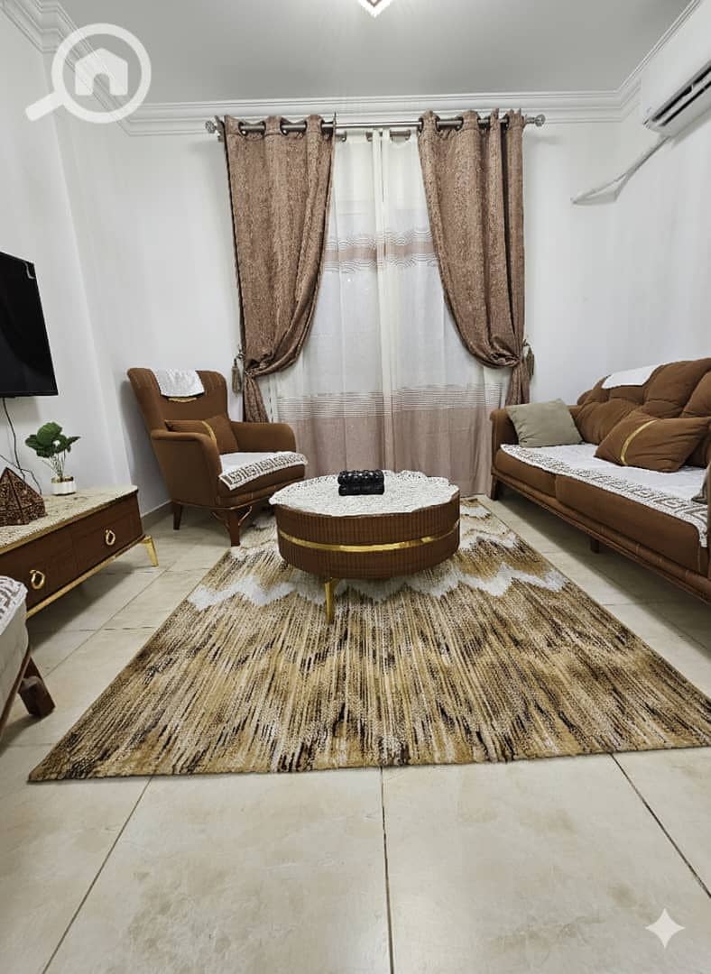 4 8cdfa4a7-28b4-4ddb-925c-1867160a8a6c. jpeg