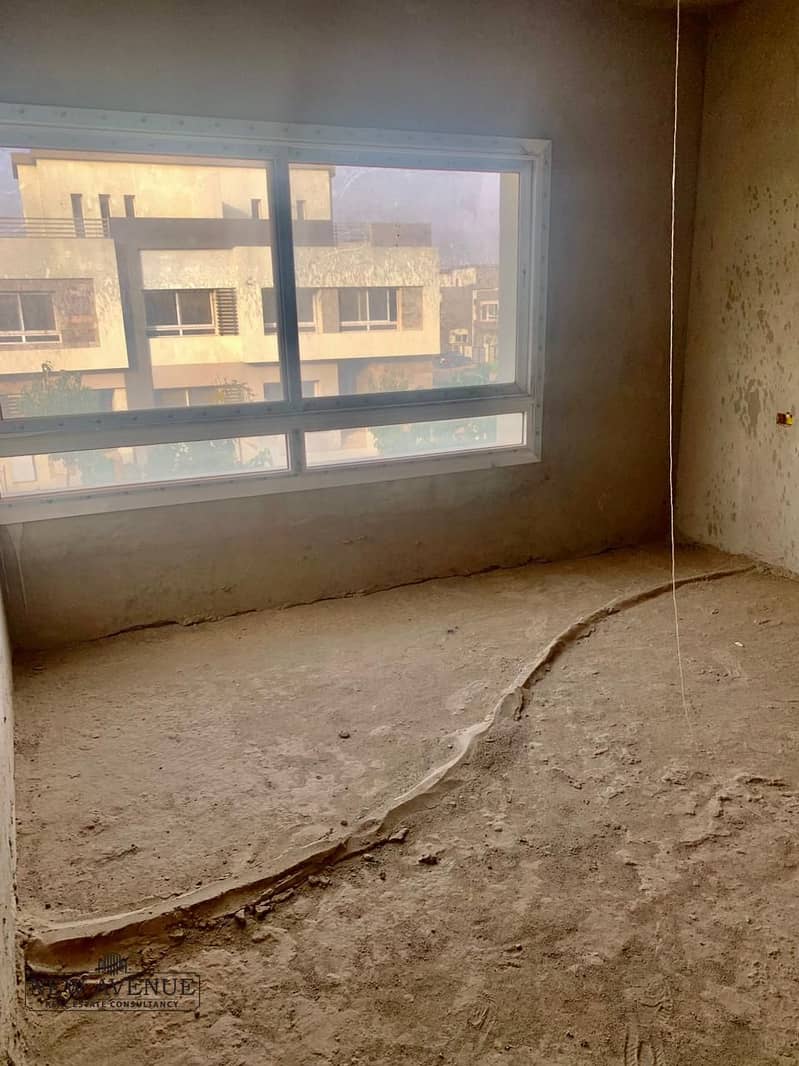 8 WhatsApp Image 2025-12-07 at 5.47. 04 PM (4). jpeg