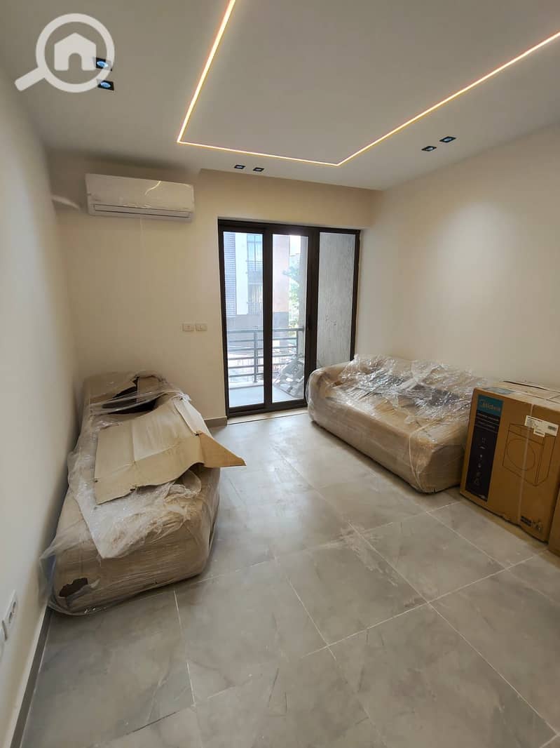 6 857fc004-0812-4ab9-a91c-89c8ff346844. jpg