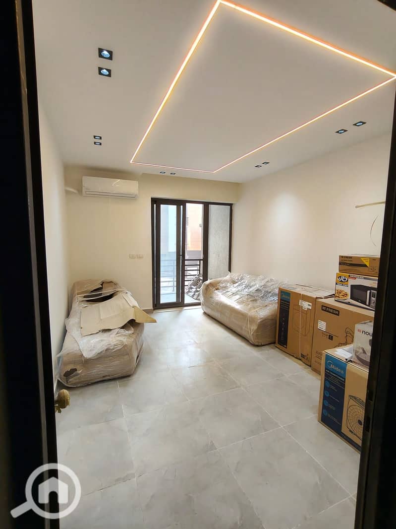 7 a9e4944e-c8cc-4028-8281-3b881966d8d9. jpg