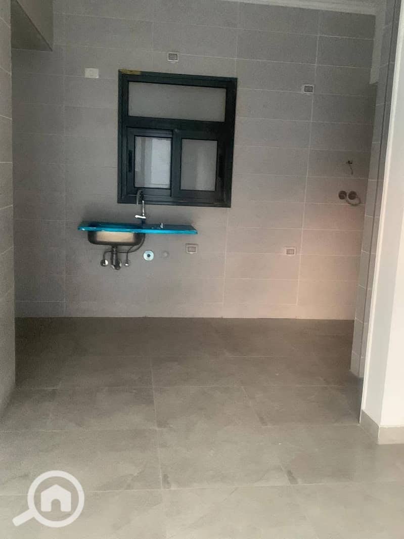 10 WhatsApp Image 2025-08-28 at 6.29. 31 PM. jpeg