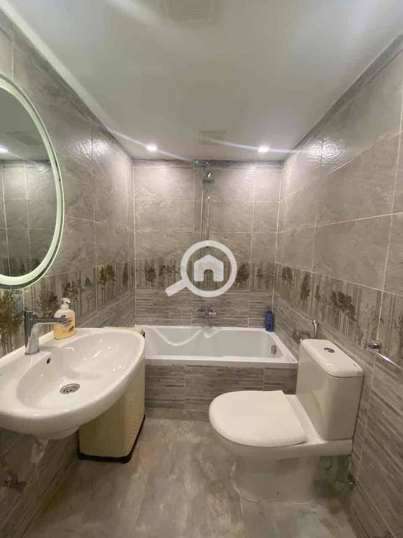 10 160eb081-7e17-40ab-abbb-03aa3db48df3. jpg