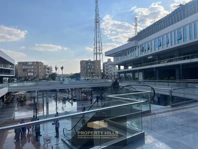 مکتب  للبيع في 6 أكتوبر، الجيزة - PHOTO-2025-11-04-17-35-37 3. jpg