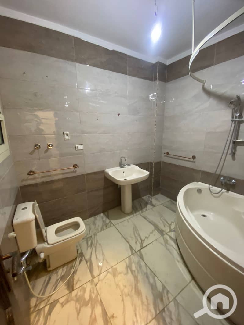 8 WhatsApp Image 2025-12-07 at 5.04. 14 PM (1). jpeg