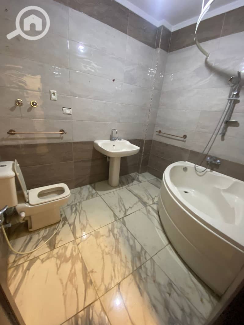 11 WhatsApp Image 2025-12-07 at 5.04. 14 PM. jpeg