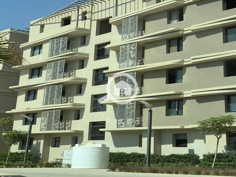 7 e4c53cd9-09a9-4f68-93a2-868da7120070. jpg