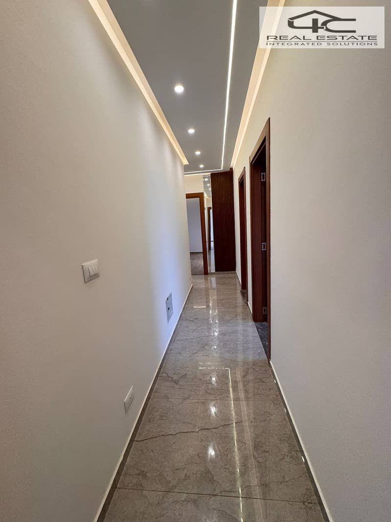 5 WhatsApp Image 2025-12-07 at 15.50. 21 (1). jpeg