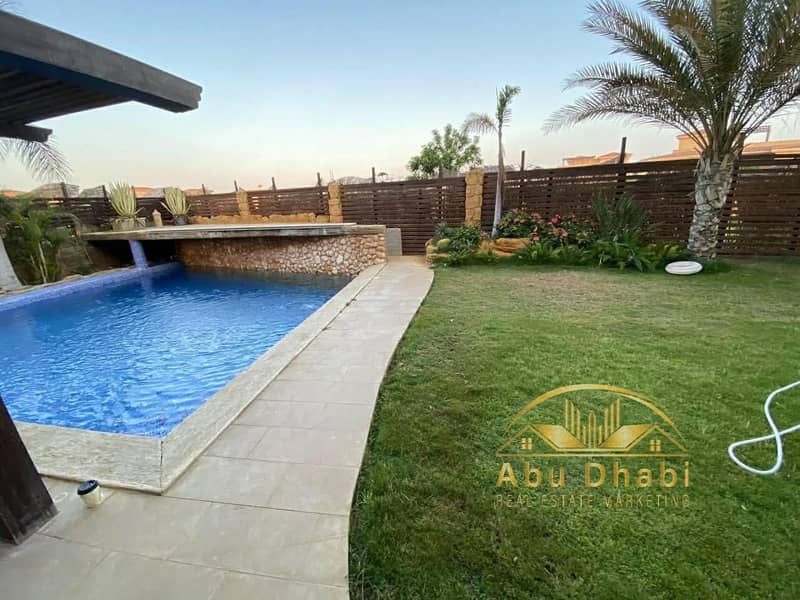 3 f7612413-fc3b-4f4e-876d-bdbe1c9b9f7b. jpg