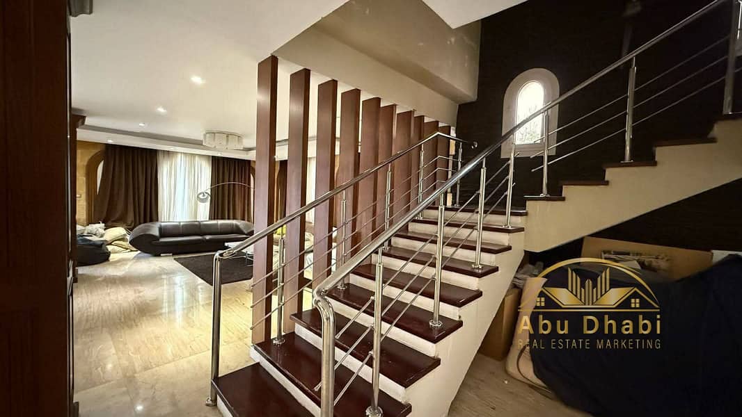 4 7ead425c-edd0-4248-8309-bcd0a42ce9dd. jpg