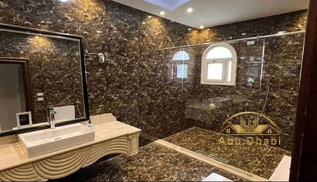 9 7ac2ee8a-1a9d-4ead-b849-bdf3de3b4673. jpg