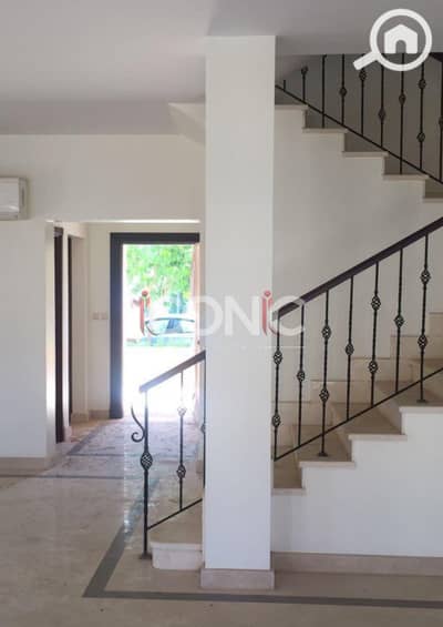 توين هاوس 3 غرف نوم للبيع في القاهرة الجديدة، القاهرة - Untitled design - 2025-12-08T120642.163. png