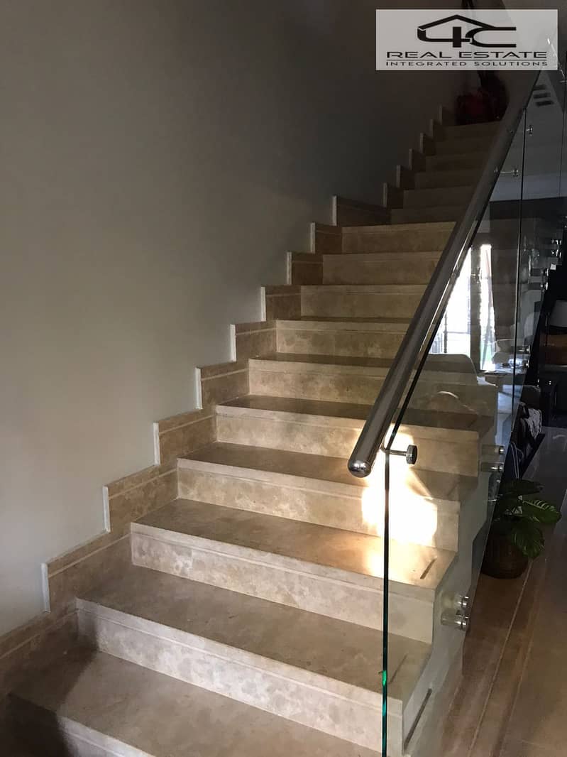 10 WhatsApp Image 2025-12-07 at 12.42. 03 (1). jpeg