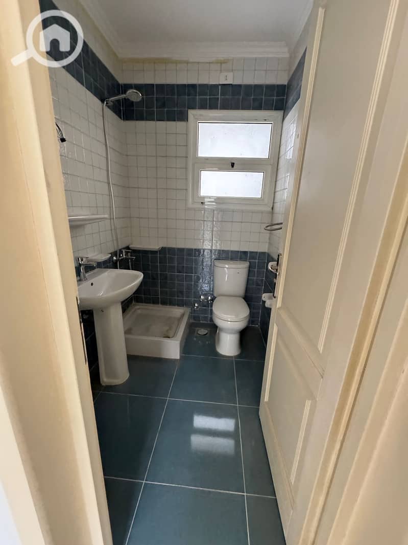 3 ec711b2b-54aa-4725-883c-726e890e9252. jpeg