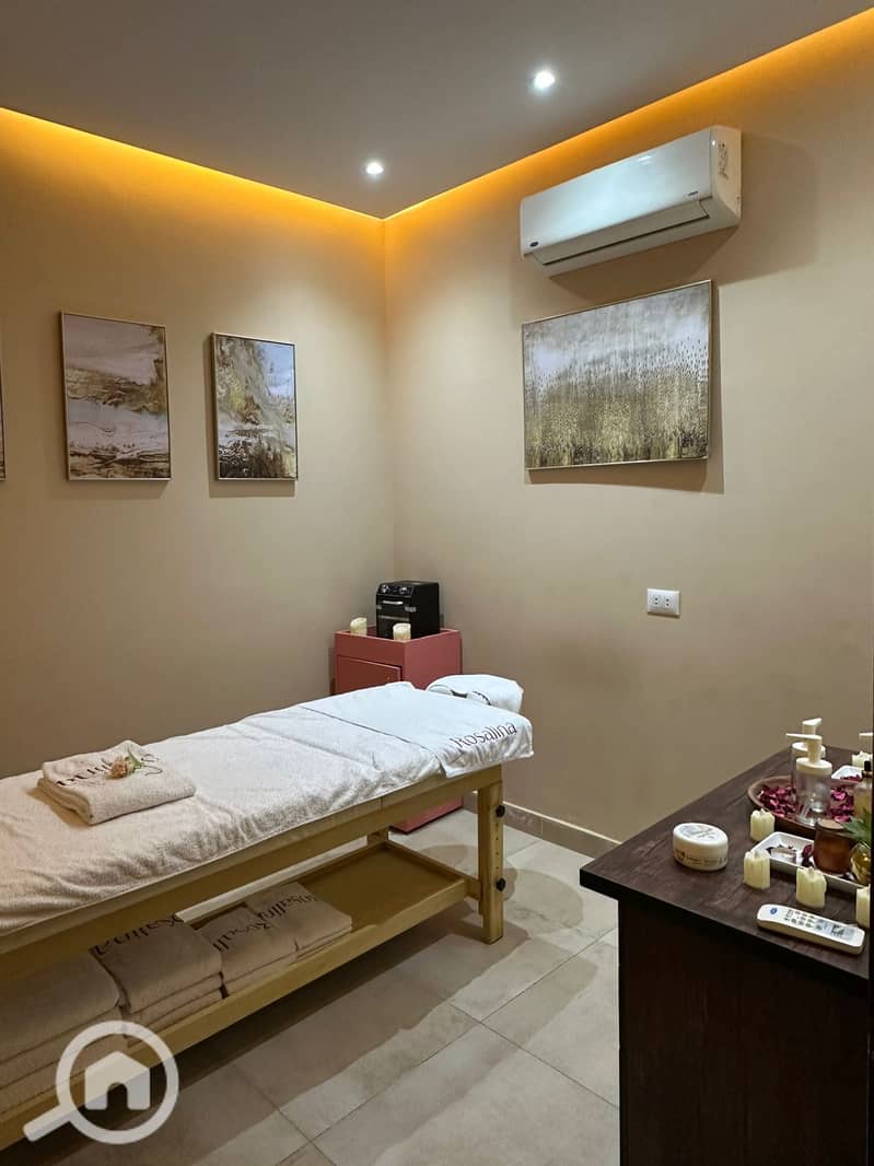 5 WhatsApp Image 2025-12-07 at 7.54. 02 PM (3). jpeg