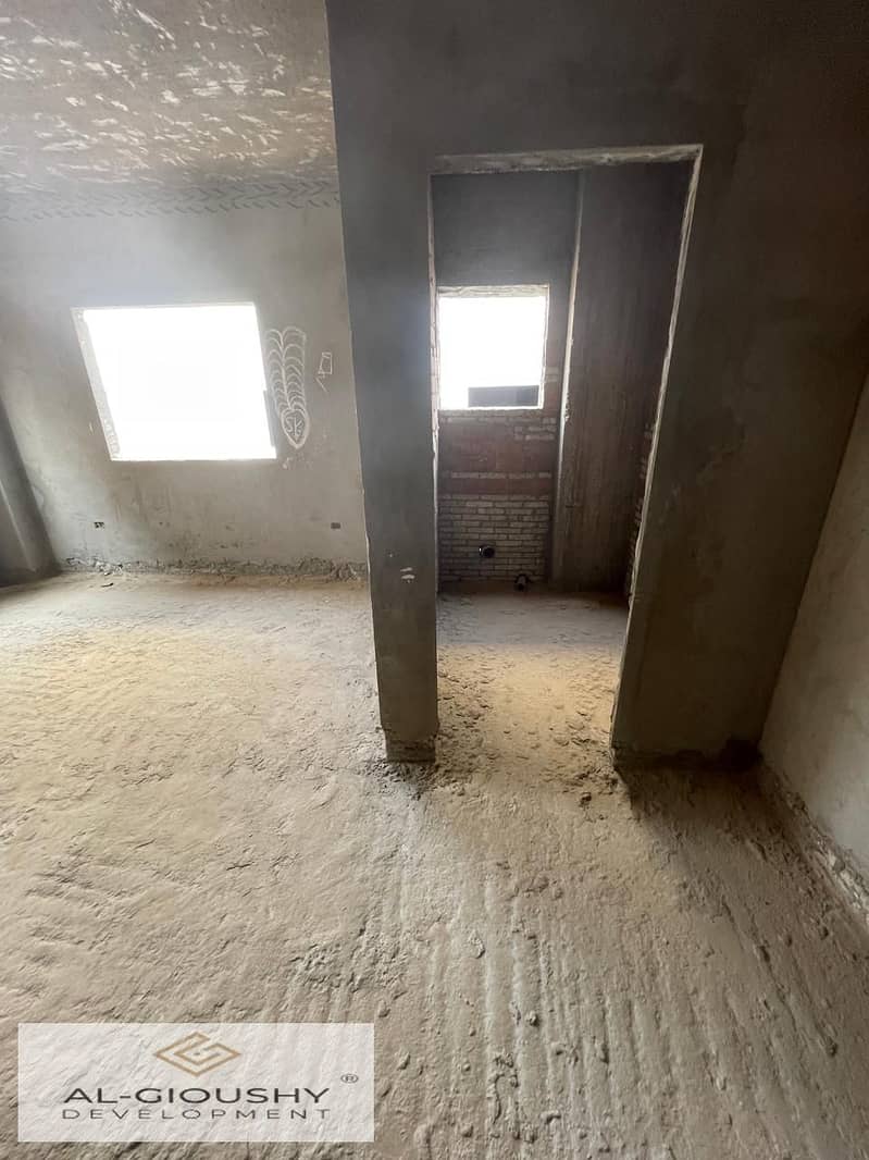 10 WhatsApp Image 2025-11-05 at 23.04. 25. jpeg