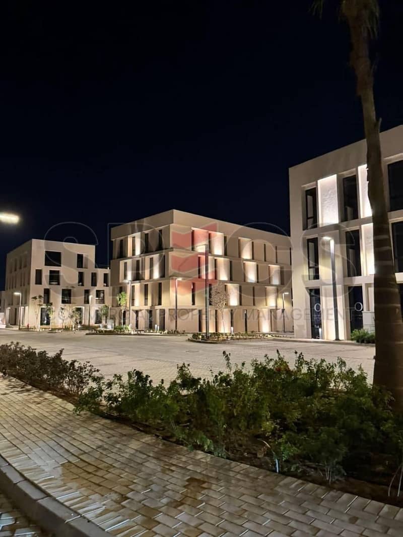 9 58c5762c-00d2-4dcf-8e89-009a65caf33a. jpg