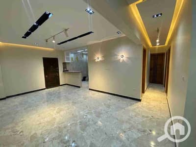 3 Bedroom Flat for Sale in Sheikh Zayed, Giza - 92000. jpg