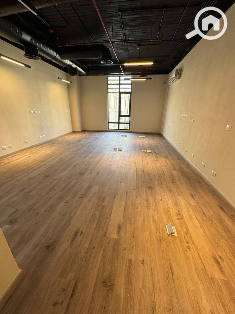 4 WhatsApp Image 2025-12-06 at 3.41. 48 PM. jpeg