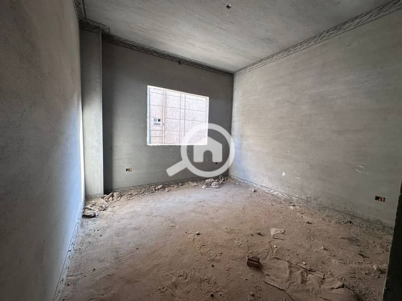 9 WhatsApp Image 2025-12-08 at 12.21. 18 PM (3). jpg