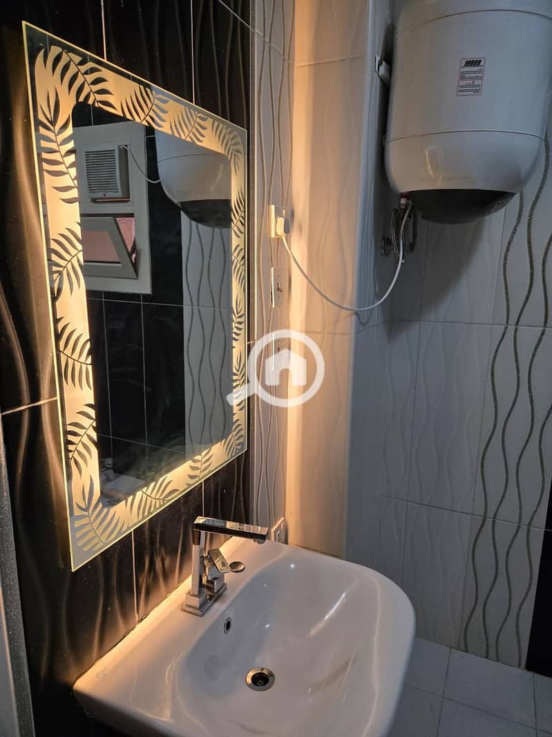 14 WhatsApp Image 2025-12-07 at 8.18. 33 PM. jpeg