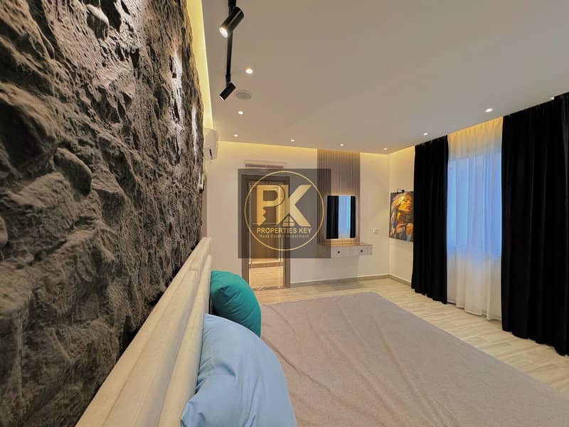 6 WhatsApp Image 2025-12-08 at 4.13. 53 AM. jpeg