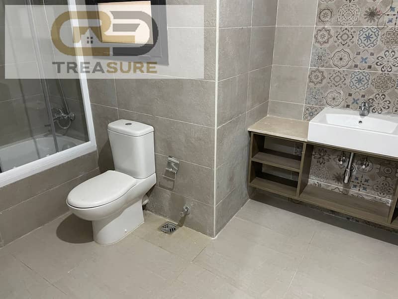 10 WhatsApp Image 2025-12-07 at 3.45. 51 PM (1). jpeg