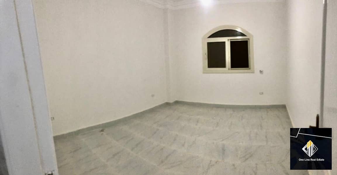 15 f011aeaa-70a3-4d1b-9aec-40e4130b51aa. jpeg