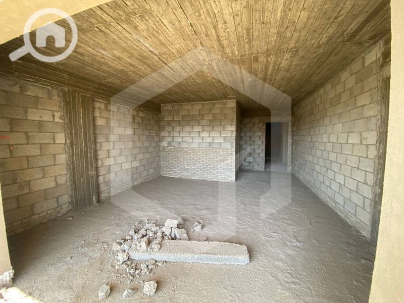 10 The Crown 10. jpg