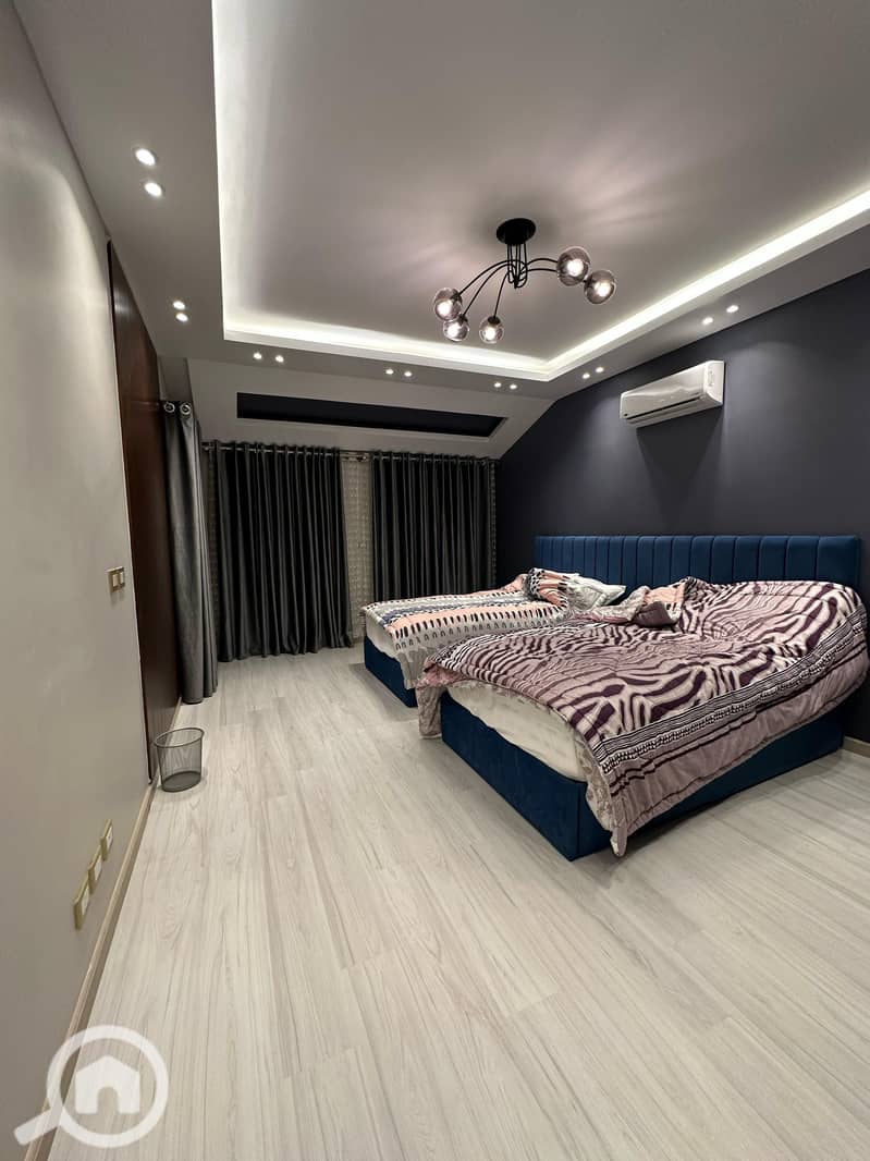 15 1916b1b8-66b3-4f2d-ba50-d8ce18fb6254. jpeg