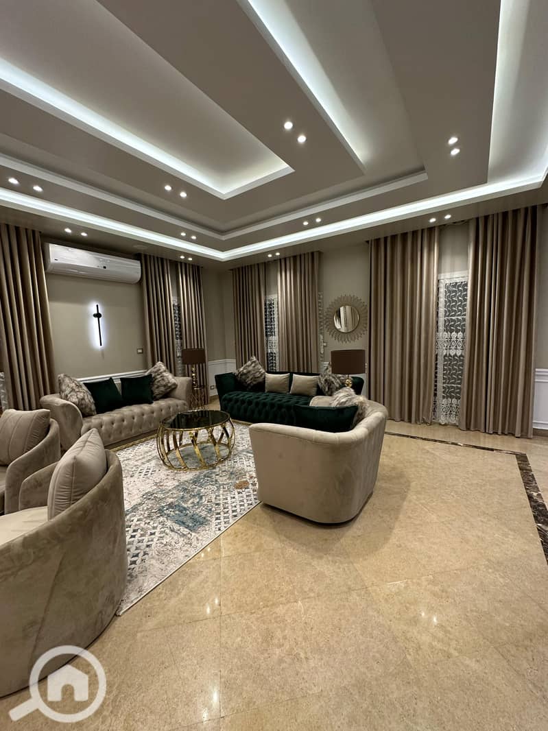 17 0085097b-805c-4c20-9efe-46f0b7a538f9. jpeg