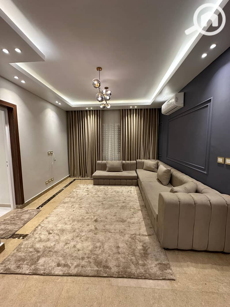 18 270091fa-8d10-4cfc-a84f-ee203a282691. jpeg