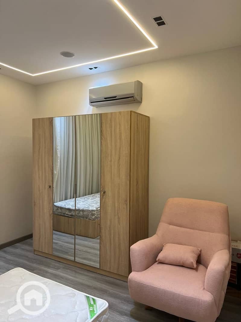 7 WhatsApp Image 2025-12-08 at 12.45. 20 PM (1). jpeg