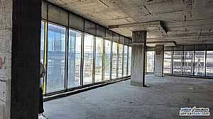 10 realestate_-مقر-اداري-على-التسعين-الجنوبي-أمام-الجامعة-الامريكية_82025120711151_th. jpg