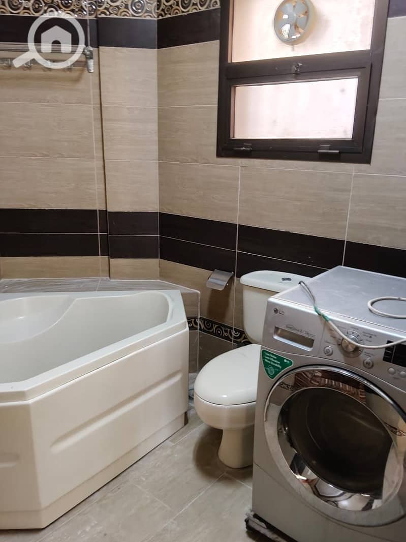 11 d43ebb66-44c6-4d8b-8386-0af6914571a7. jpeg